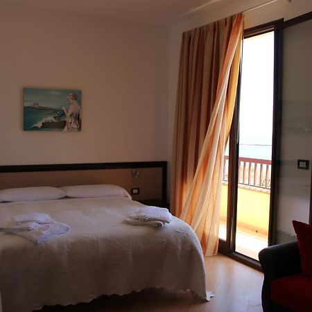 Albergo Perseo Portopalo Di Capo Passero 외부 사진