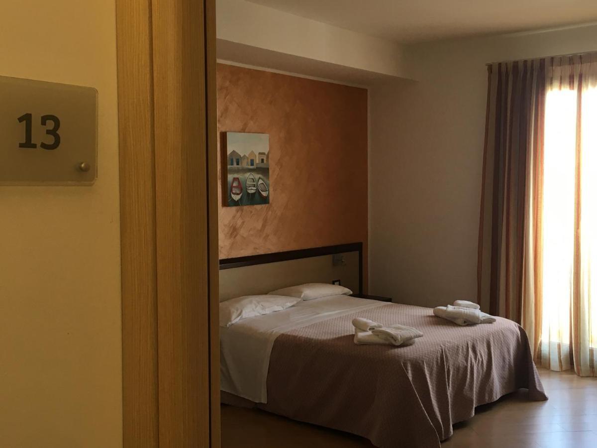 Albergo Perseo Portopalo Di Capo Passero 외부 사진